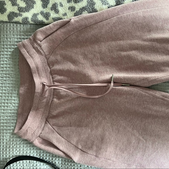 Lululemon Scuba Jogger - Picture 4 of 4